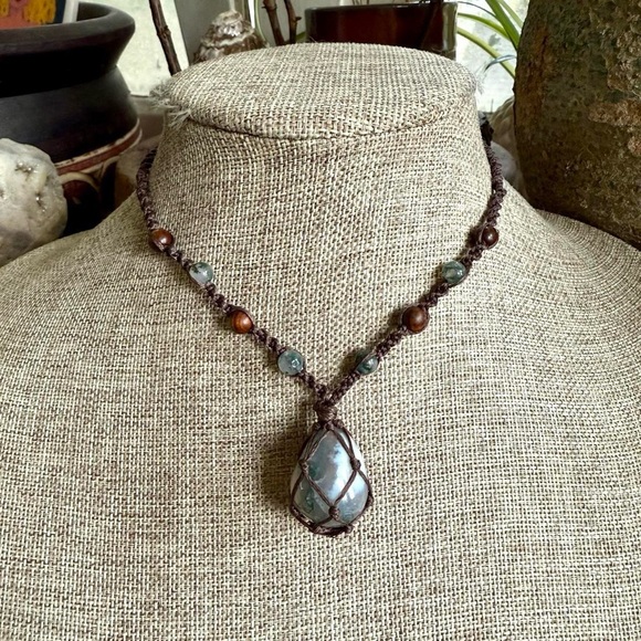 Boho Hippie Micro Macrame Crystal Choker Necklace - Picture 6 of 10